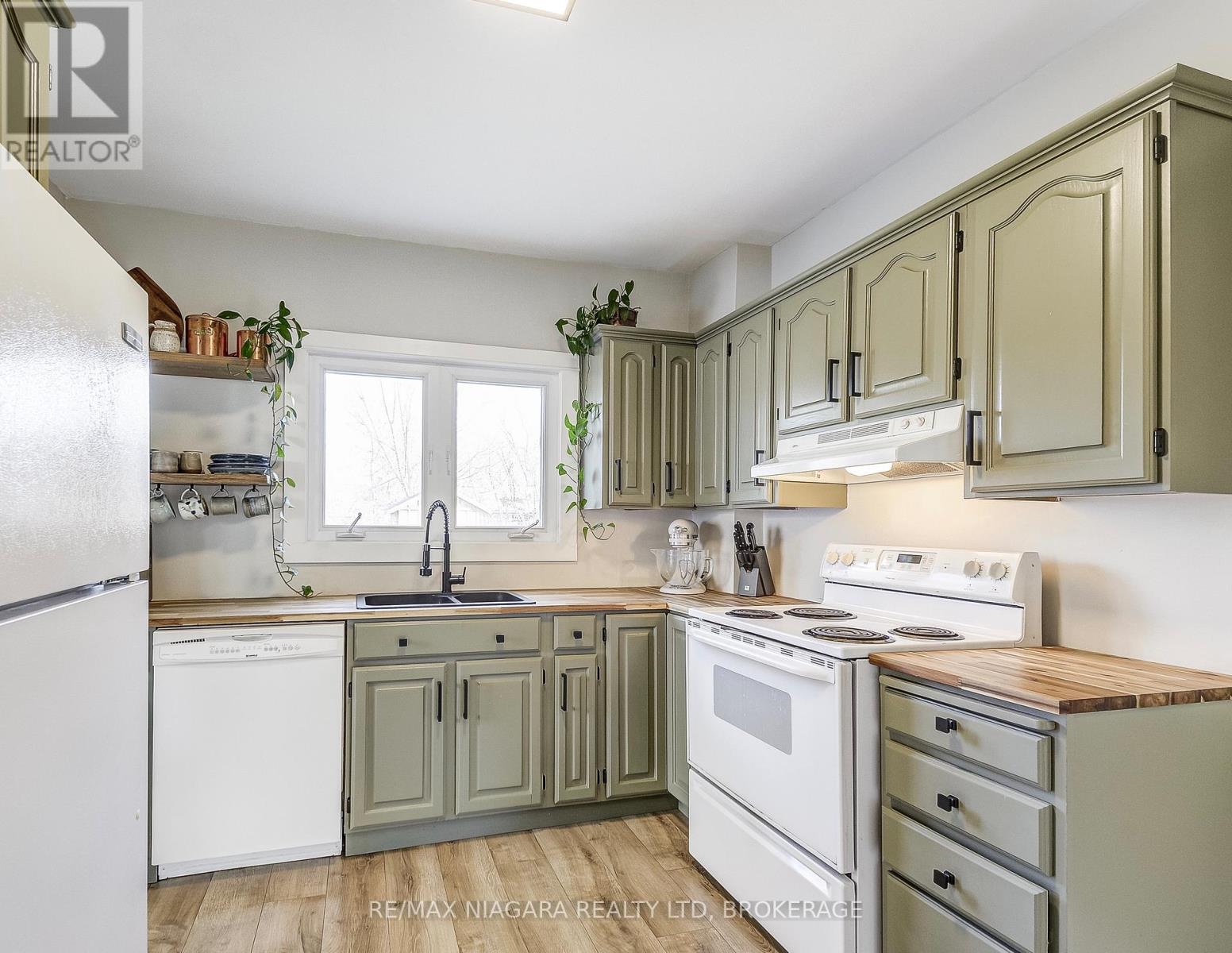 48 Wilton Avenue, Welland (Broadway), Ontario  L3C 1Z9 - Photo 16 - X12575640