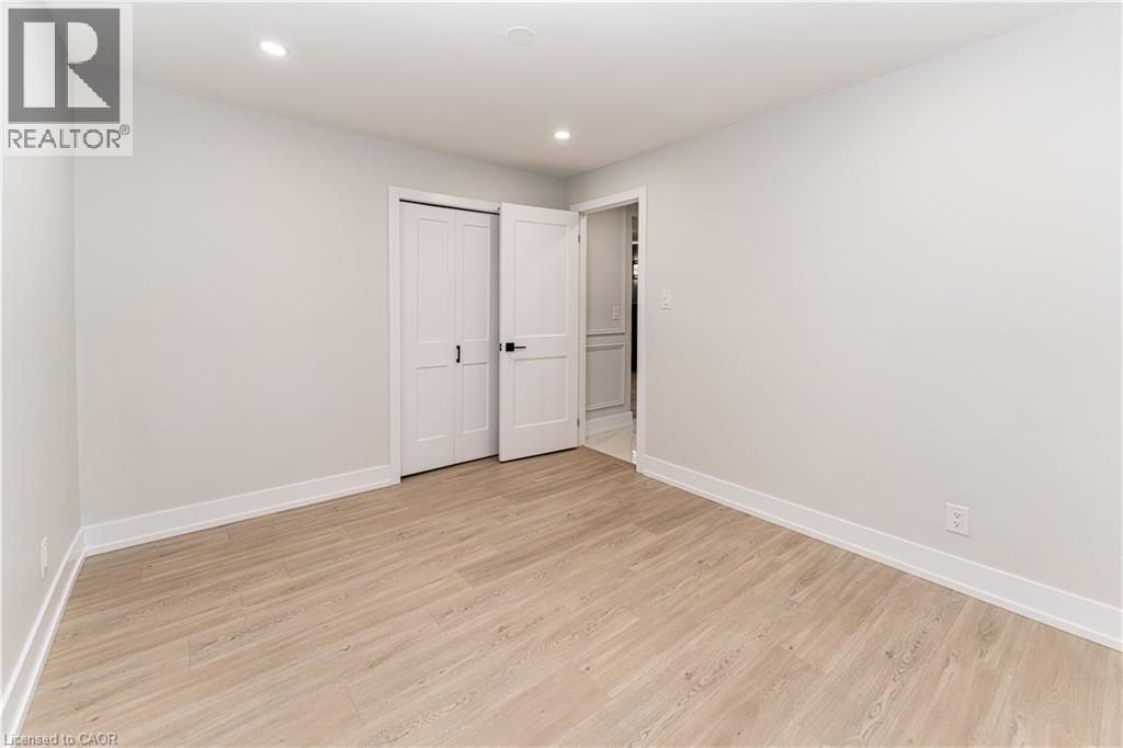 252 Grenfell Street, Hamilton, Ontario  L8H 3J9 - Photo 14 - 40790416