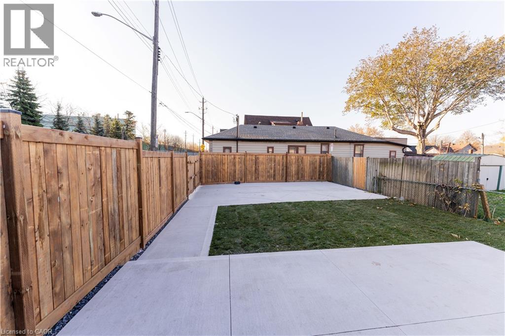 252 Grenfell Street, Hamilton, Ontario  L8H 3J9 - Photo 20 - 40790416