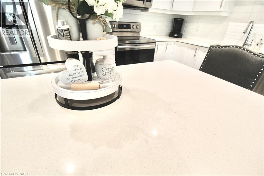 5080 Connor Drive Unit# 10, Beamsville, Ontario  L3J 0T3 - Photo 2 - 40790228