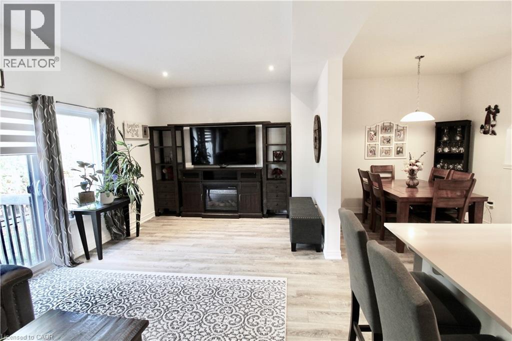 5080 Connor Drive Unit# 10, Beamsville, Ontario  L3J 0T3 - Photo 8 - 40790228