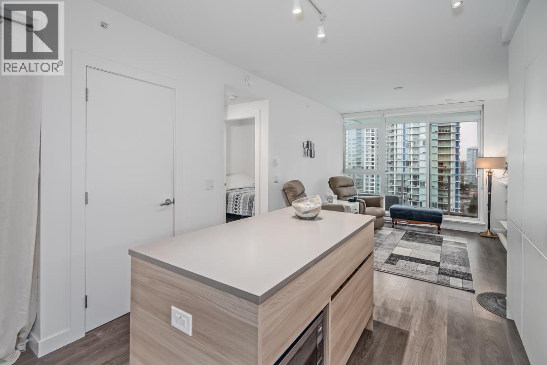 1801 657 Whiting Way, Coquitlam, British Columbia  V3J 0J6 - Photo 16 - R3069926