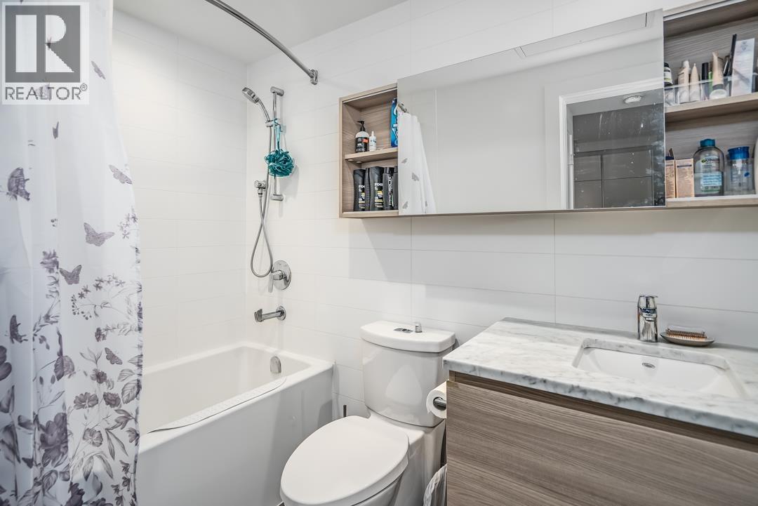 1801 657 Whiting Way, Coquitlam, British Columbia  V3J 0J6 - Photo 24 - R3069926