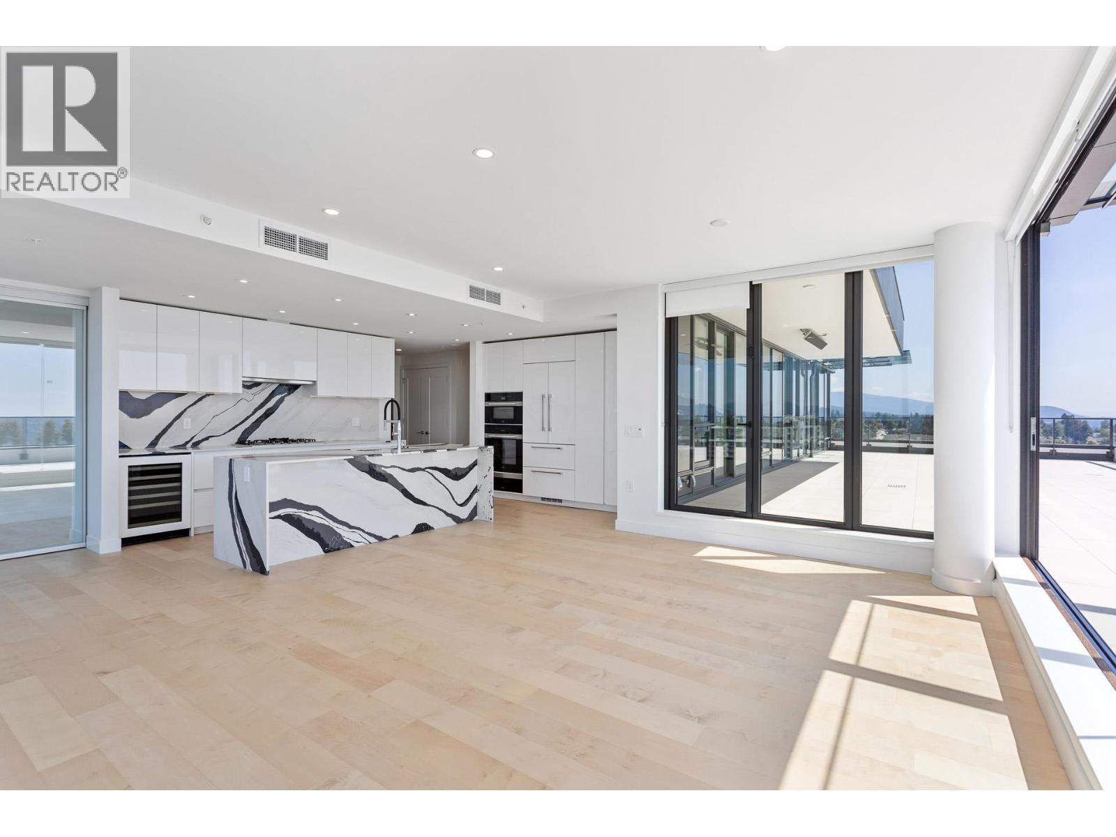 1602 135 E 13th Street, North Vancouver, British Columbia  V7L 0J8 - Photo 13 - R3069949