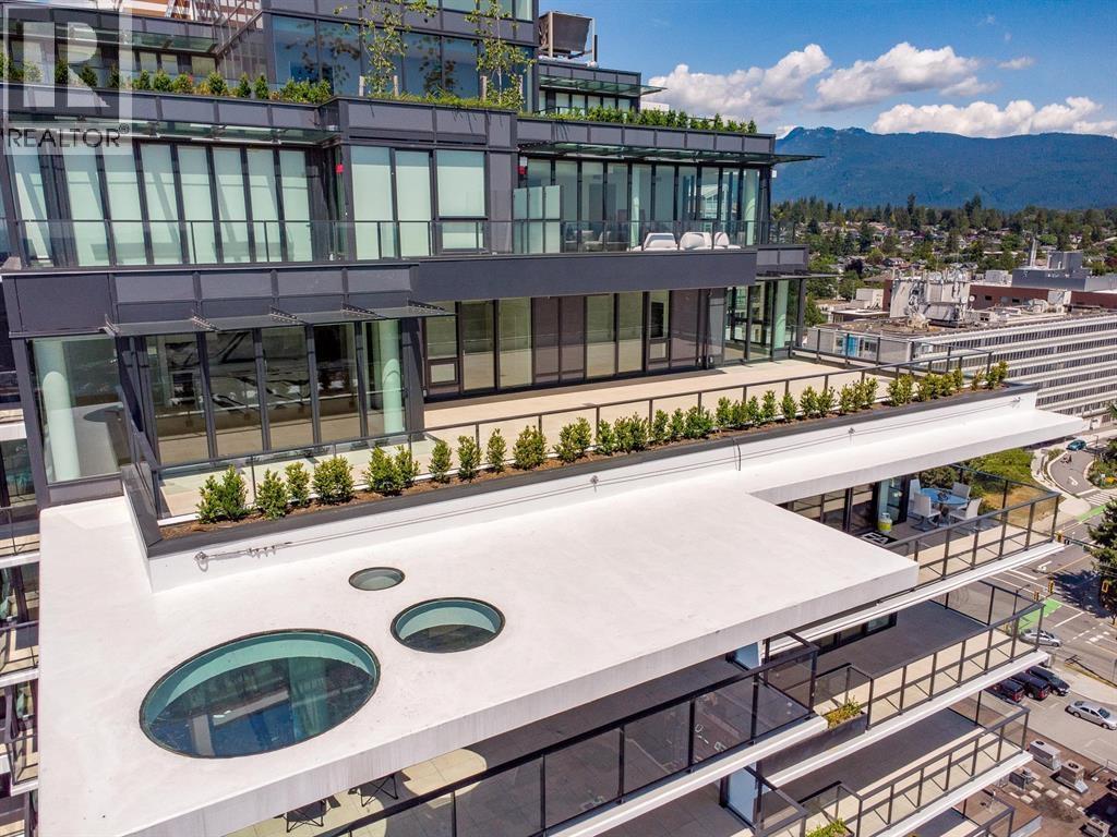 1602 135 E 13th Street, North Vancouver, British Columbia  V7L 0J8 - Photo 2 - R3069949