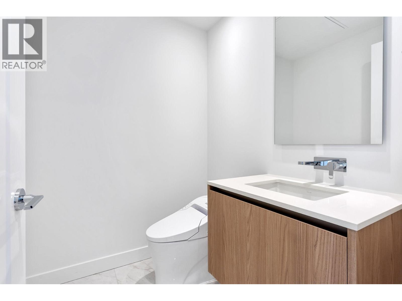 1602 135 E 13th Street, North Vancouver, British Columbia  V7L 0J8 - Photo 23 - R3069949