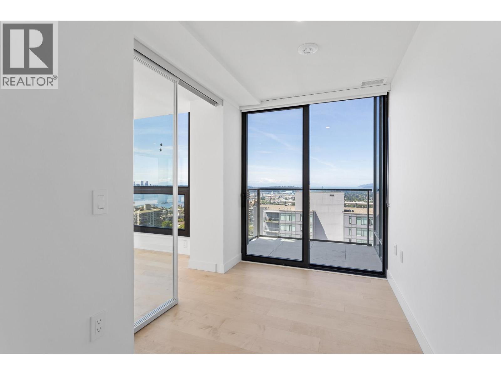 1602 135 E 13th Street, North Vancouver, British Columbia  V7L 0J8 - Photo 38 - R3069949