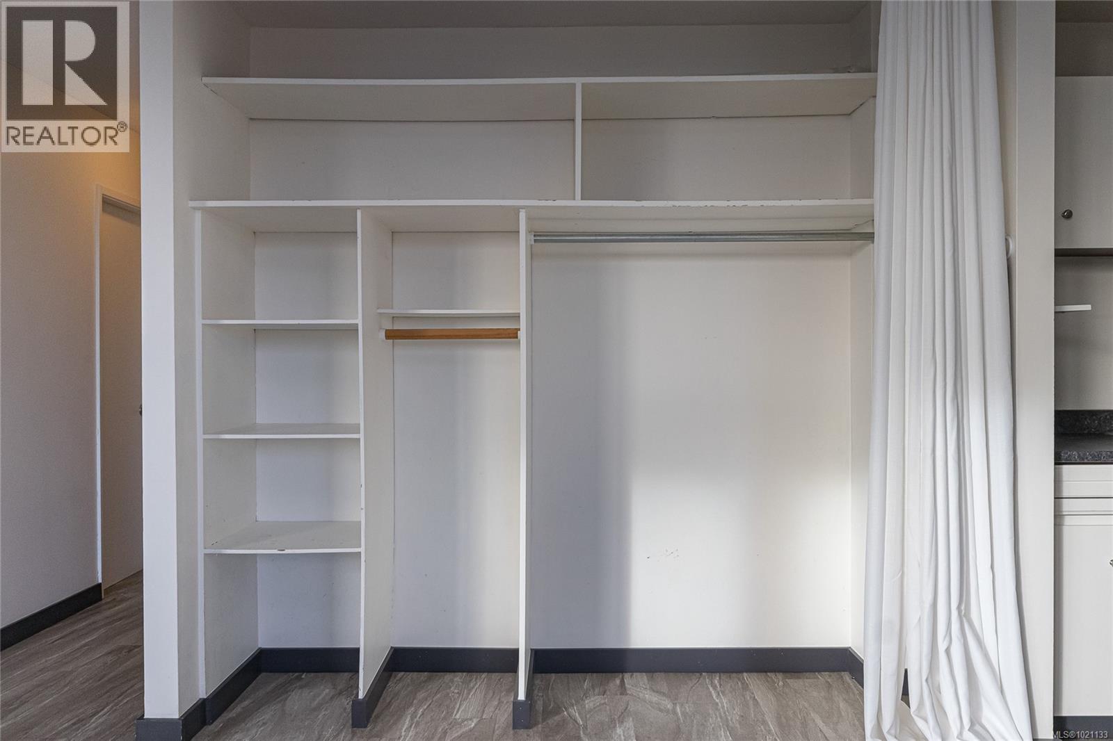 1008 647 Michigan St, Victoria, British Columbia  V8V 1S9 - Photo 17 - 1021133