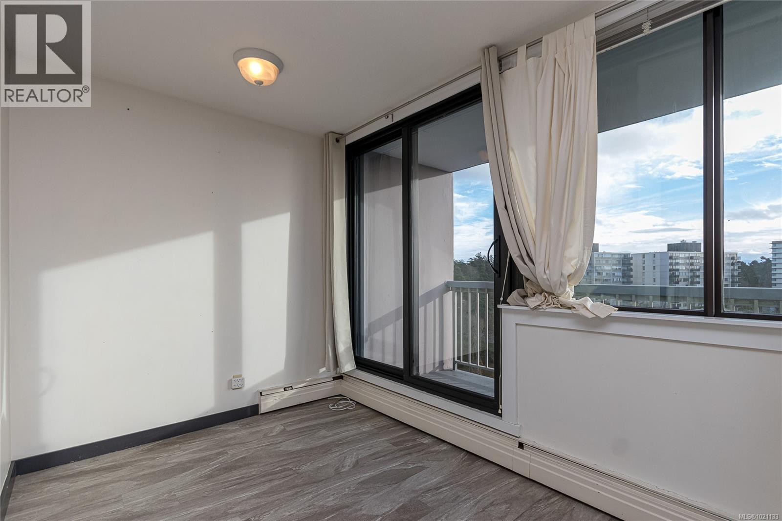 1008 647 Michigan St, Victoria, British Columbia  V8V 1S9 - Photo 18 - 1021133