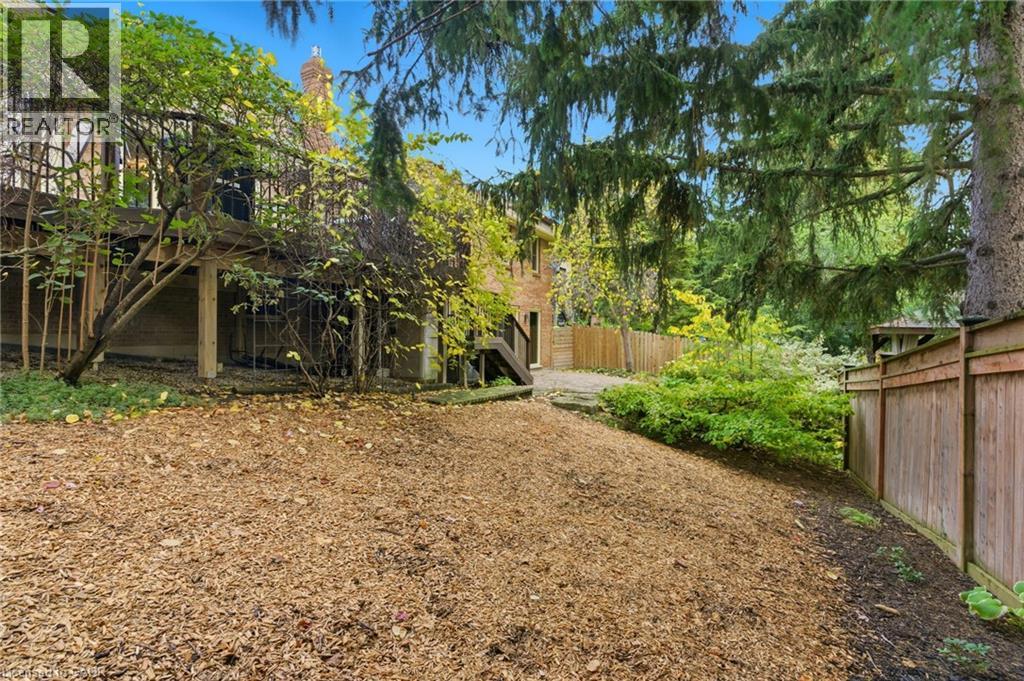 11 Mays Crescent, Waterdown, Ontario  L0R 2H4 - Photo 39 - 40779061