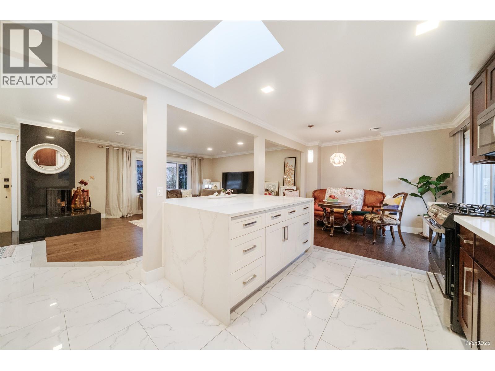 922 Seacrest Court, Port Moody, British Columbia  V3H 1K5 - Photo 8 - R3069934