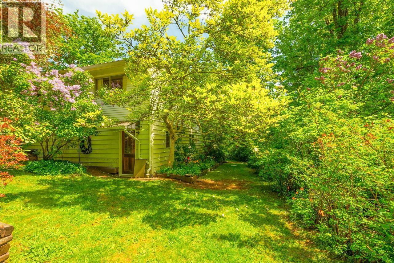 508 Collins Road, Bowen Island, British Columbia  V0N 1G1 - Photo 25 - R3014118