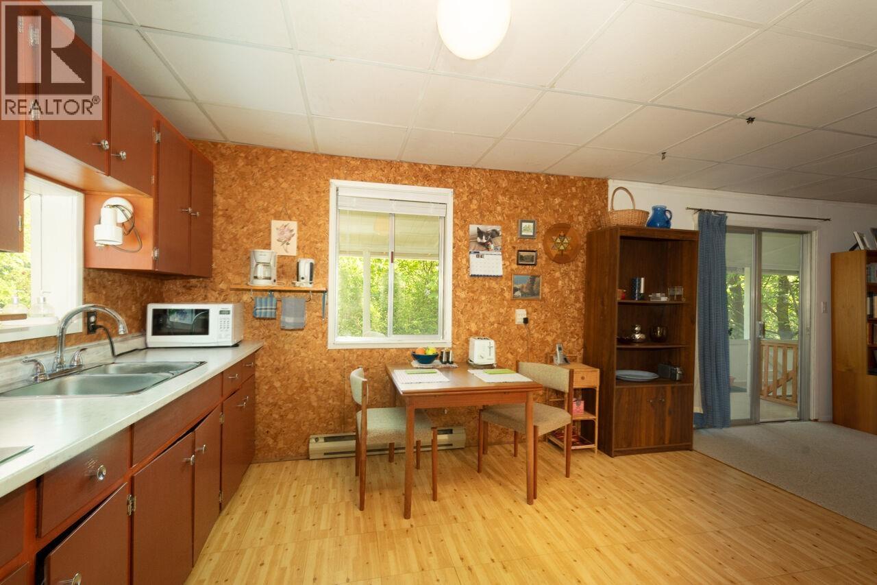 508 Collins Road, Bowen Island, British Columbia  V0N 1G1 - Photo 7 - R3014118