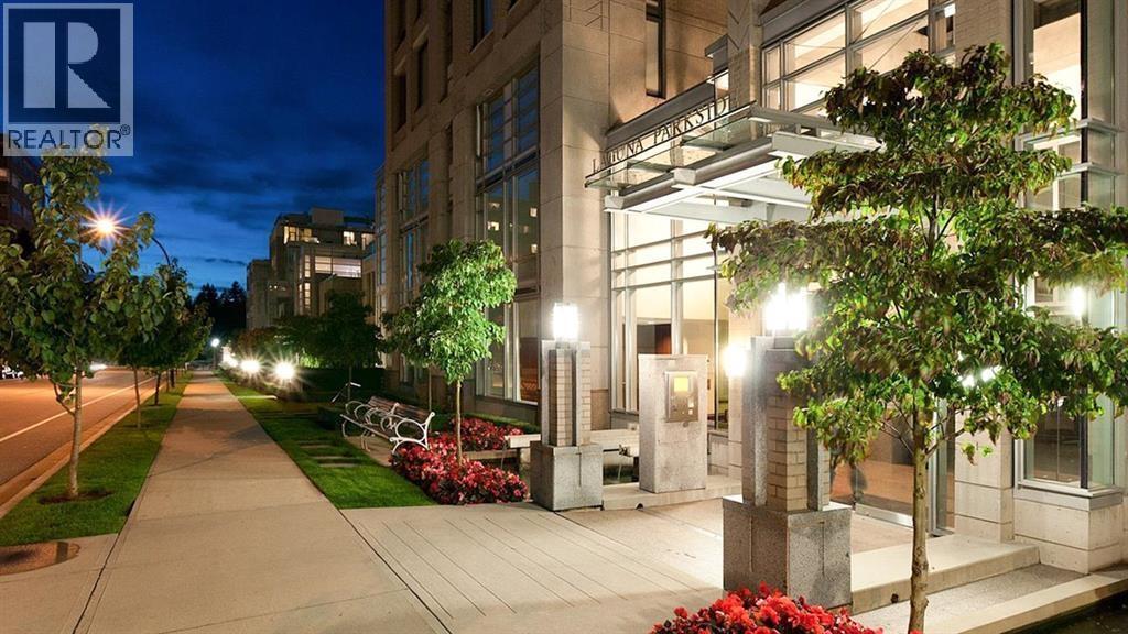 401 1925 ALBERNI STREET, Vancouver, British Columbia