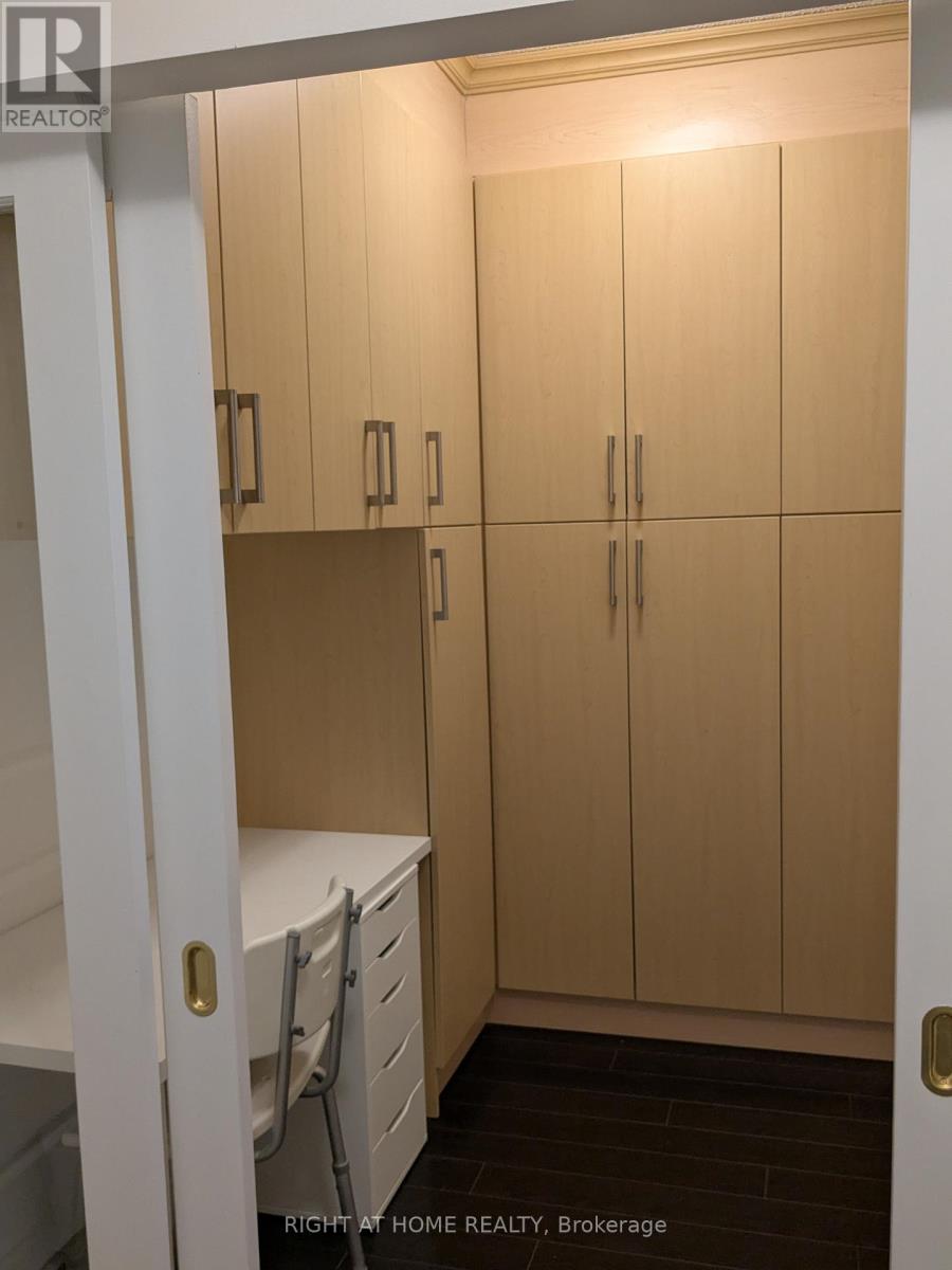 609 - 11211 Yonge Street, Richmond Hill, Ontario  L4S 0E9 - Photo 16 - N12573472