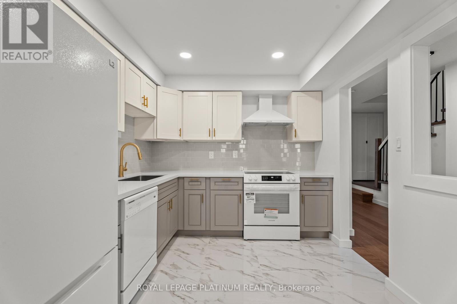 43 - 2120 Rathburn Road E, Mississauga, Ontario  L4W 2S8 - Photo 12 - W12573526