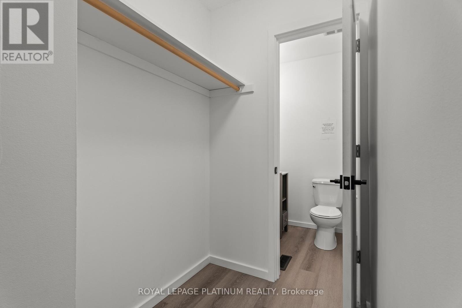 43 - 2120 Rathburn Road E, Mississauga, Ontario  L4W 2S8 - Photo 23 - W12573526