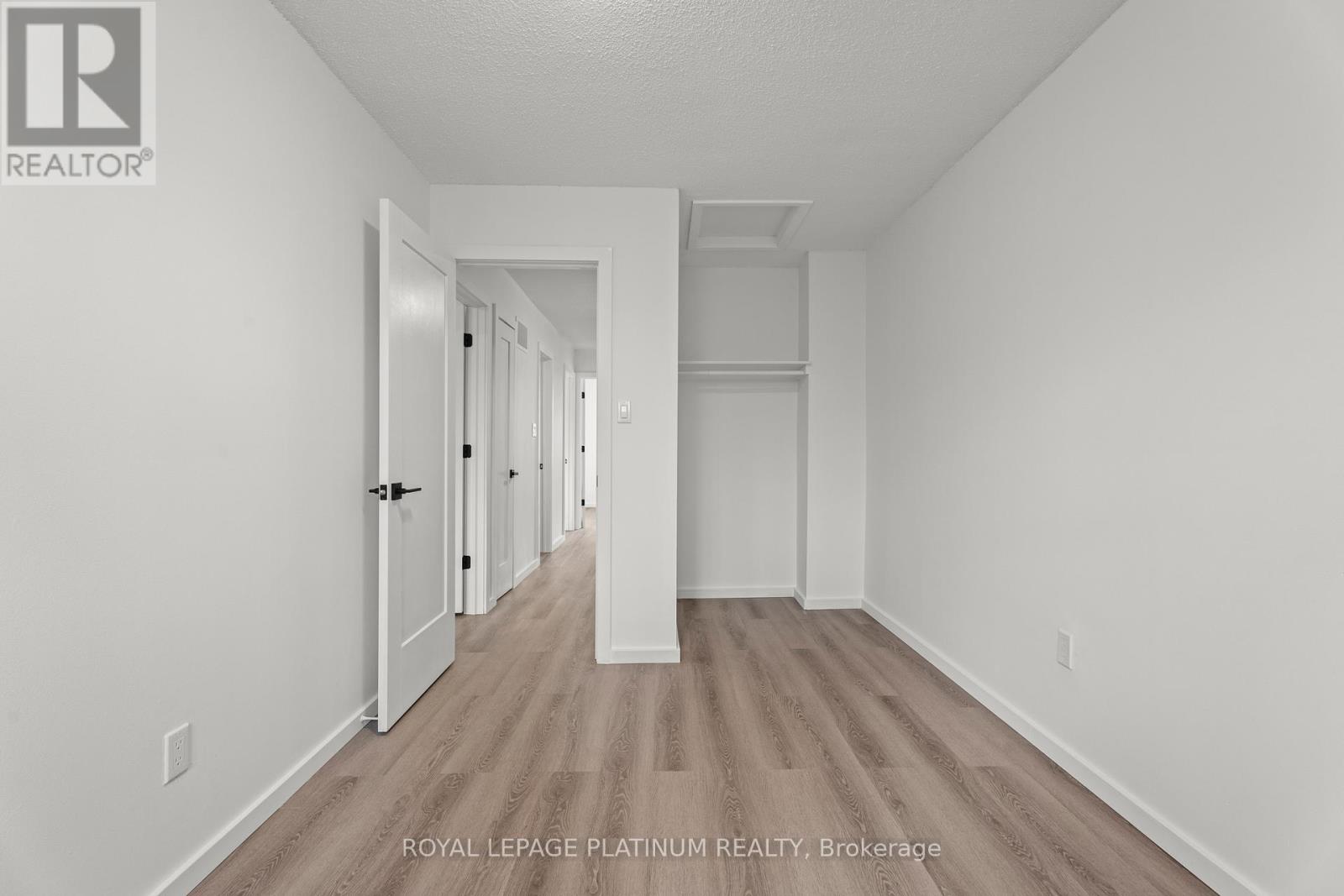 43 - 2120 Rathburn Road E, Mississauga, Ontario  L4W 2S8 - Photo 26 - W12573526