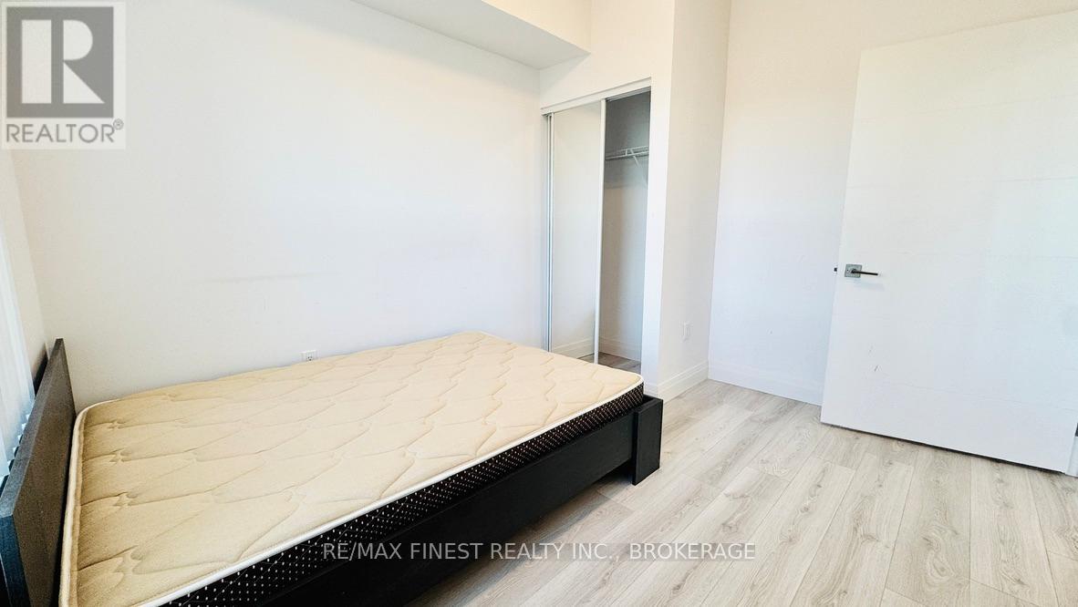 733 - 652 Princess Street, Kingston, Ontario K7L 1E5 - Photo 8 - X12572356