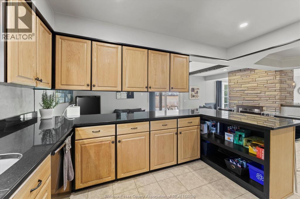 1545 Golfview, Lasalle, Ontario N9V 1Z1 - Photo 17 - 25030570