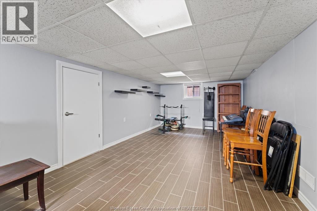 1987 Balfour Boulevard, Windsor, Ontario  N8T 2S4 - Photo 18 - 25030565