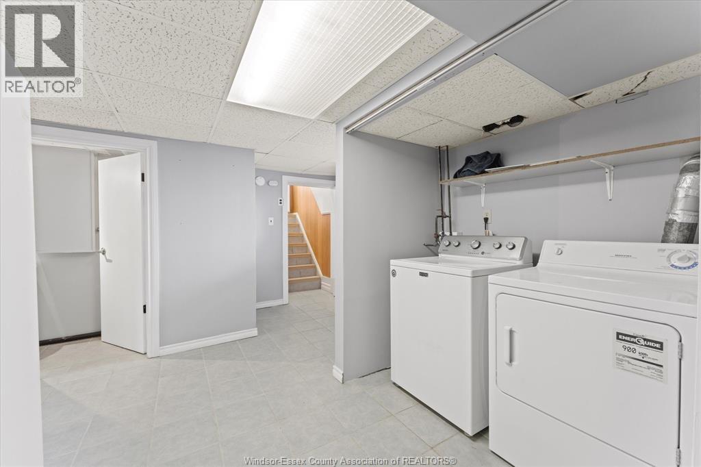 1987 Balfour Boulevard, Windsor, Ontario  N8T 2S4 - Photo 24 - 25030565