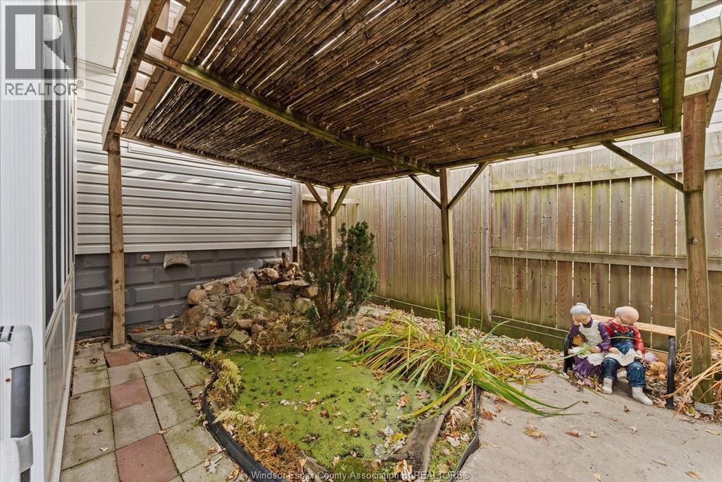 1987 Balfour Boulevard, Windsor, Ontario  N8T 2S4 - Photo 36 - 25030565