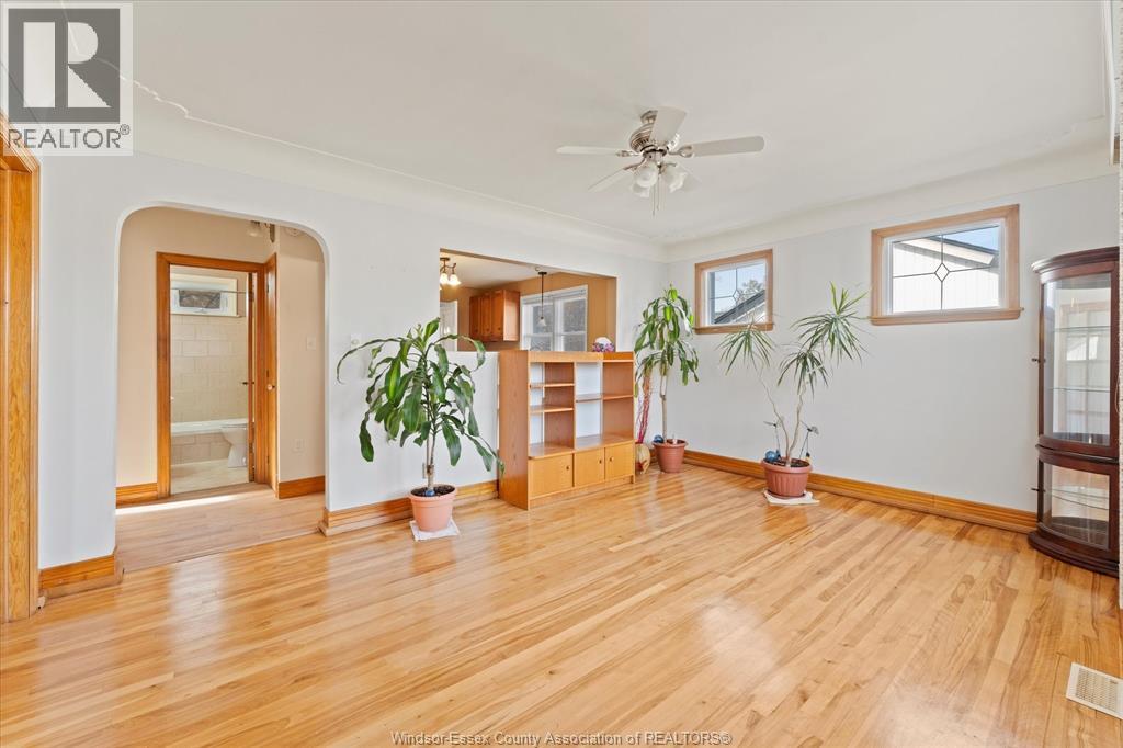 1987 Balfour Boulevard, Windsor, Ontario  N8T 2S4 - Photo 6 - 25030565