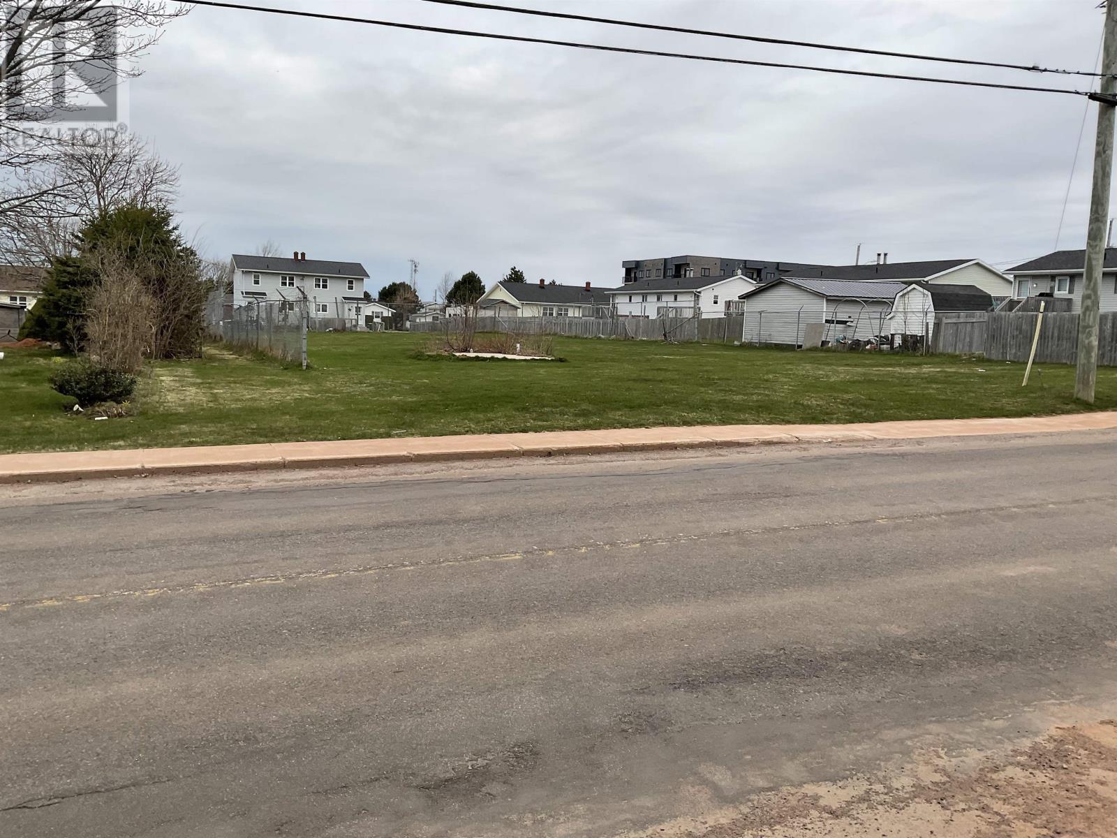 374 Duke Street, Summerside, Prince Edward Island  C1N 0C3 - Photo 3 - 202528533