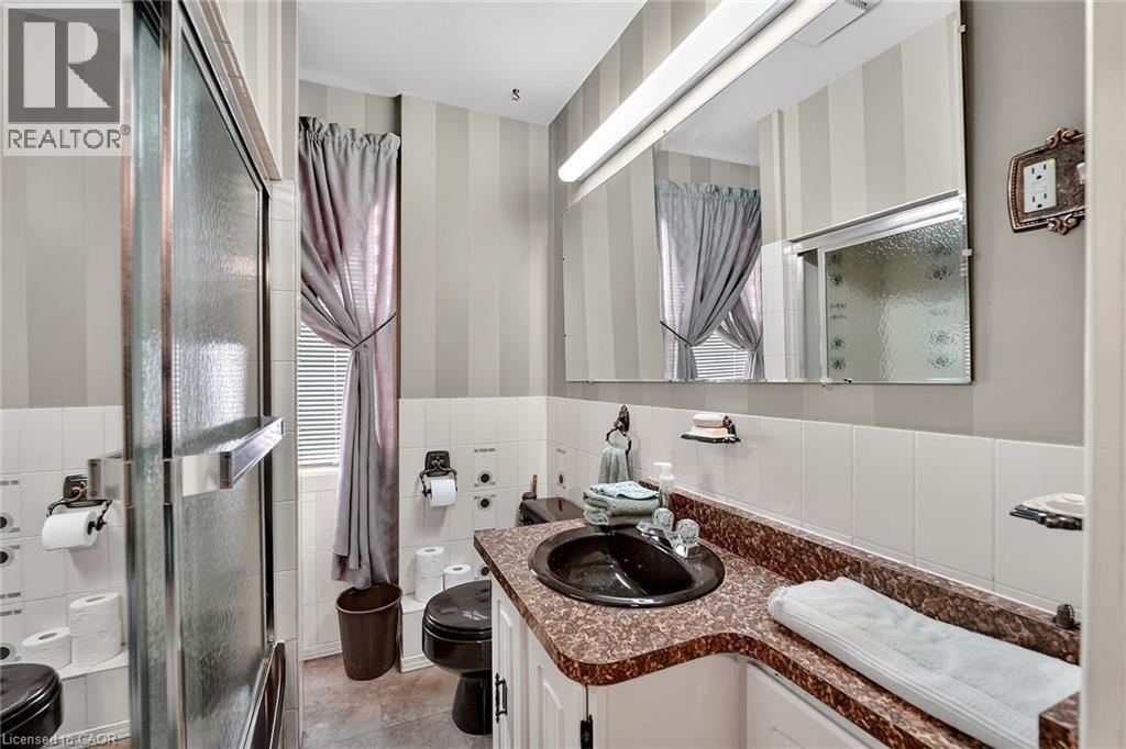 72 London Street N, Hamilton, Ontario L8H 4B5 - Photo 22 - 40786658
