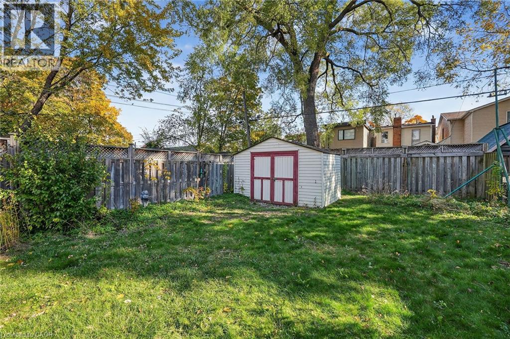 72 London Street N, Hamilton, Ontario L8H 4B5 - Photo 31 - 40786658