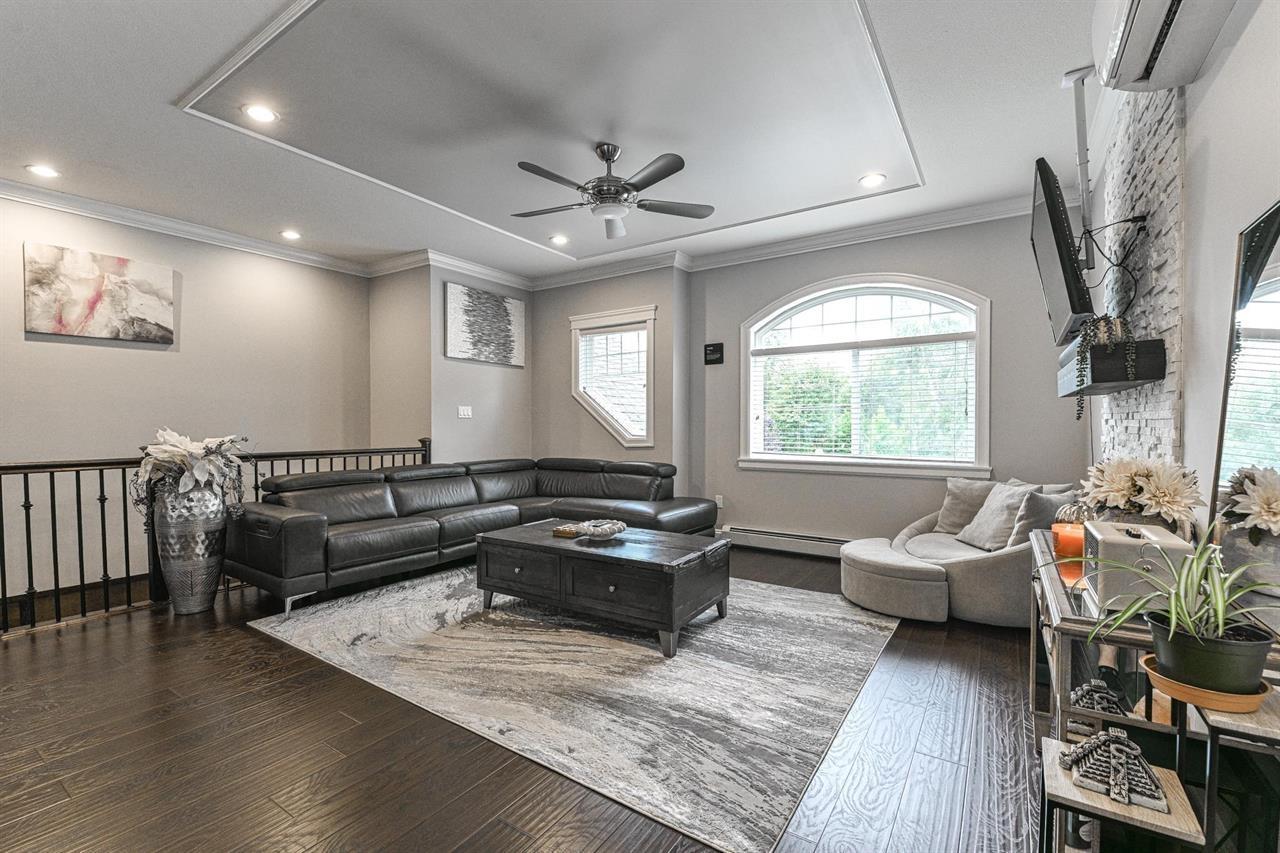 7554 Murray Street, Mission, British Columbia  V2V 4B1 - Photo 5 - R3069698