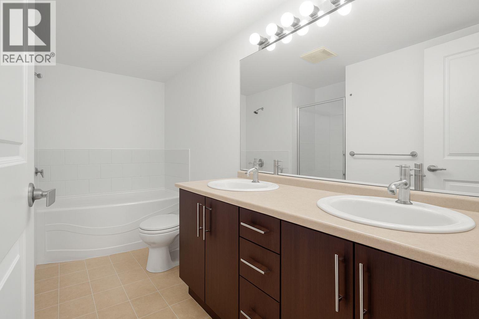 206 700 Klahanie Drive, Port Moody, British Columbia  V3H 5L3 - Photo 19 - R3069713