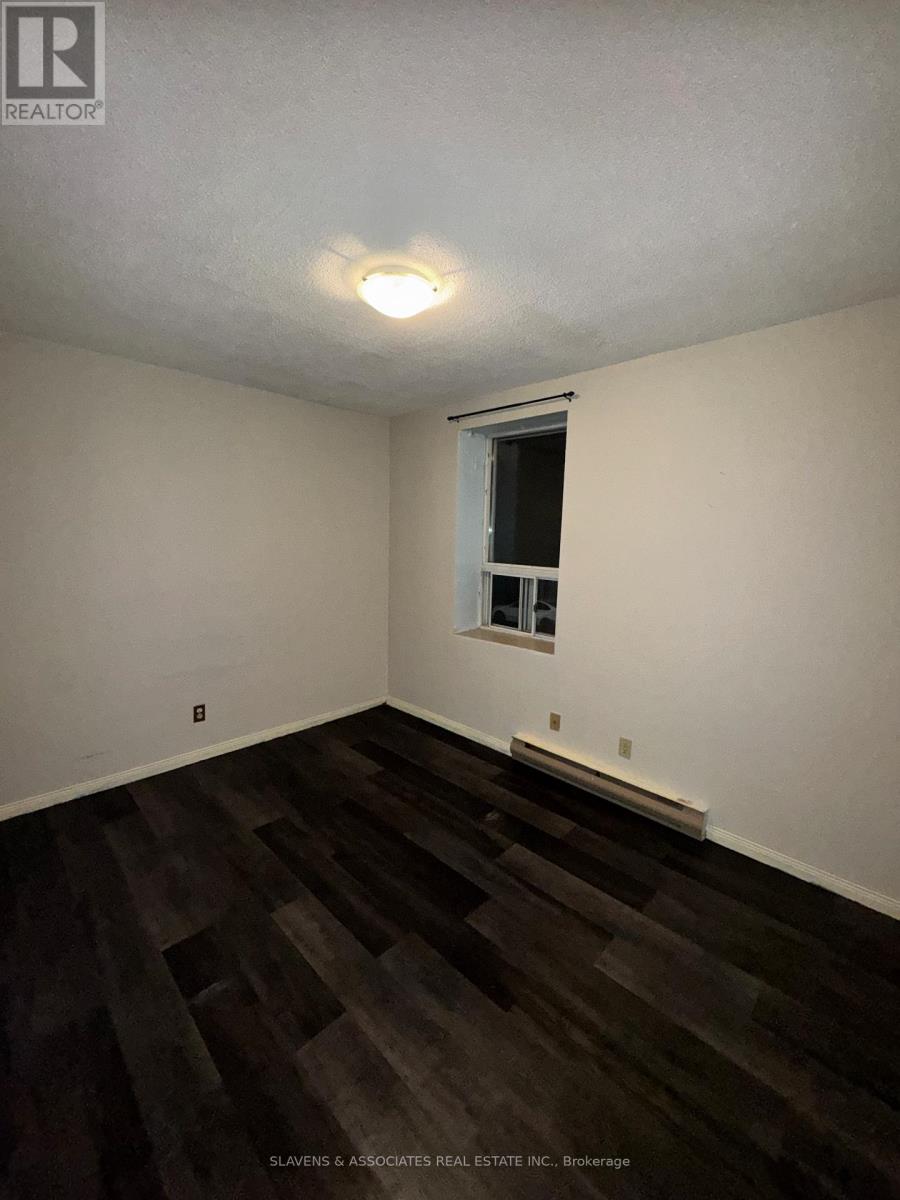 10 - 45 King Avenue W, Clarington, Ontario  L1B 1H2 - Photo 4 - E12418303