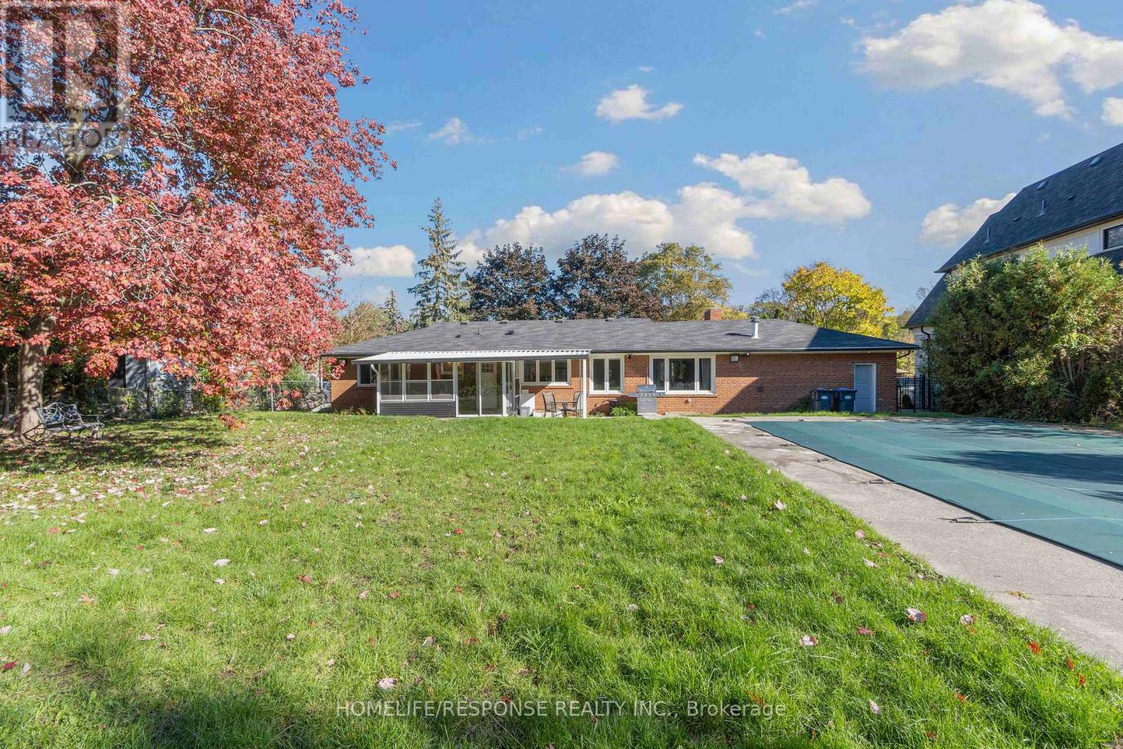 1554 Lochlin Trail, Mississauga (Mineola), Ontario  L5G 3V7 - Photo 29 - W12575232