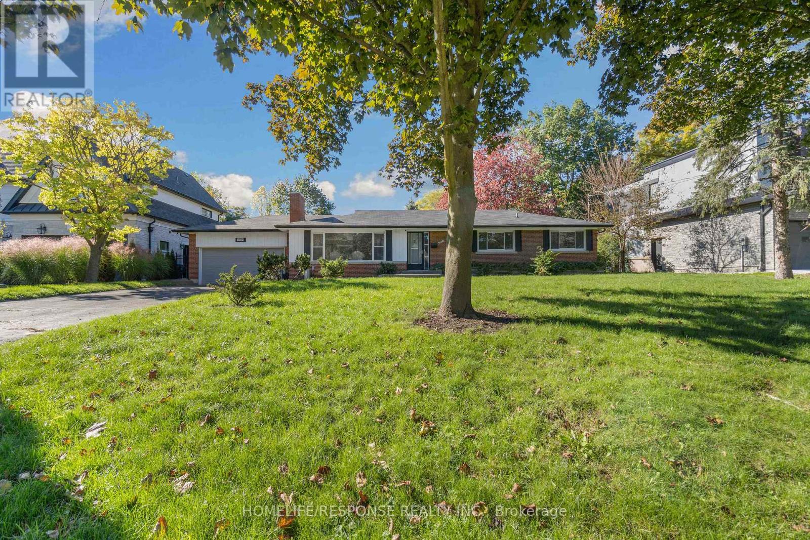 1554 Lochlin Trail, Mississauga (Mineola), Ontario  L5G 3V7 - Photo 30 - W12575232