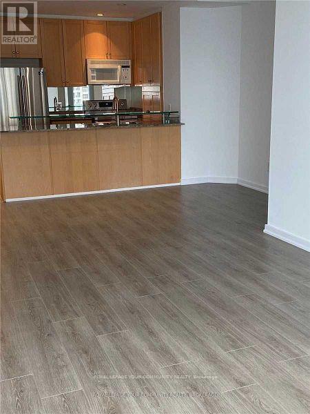 2606 - 8 York Street, Toronto, Ontario  M5J 2Y2 - Photo 6 - C12575636