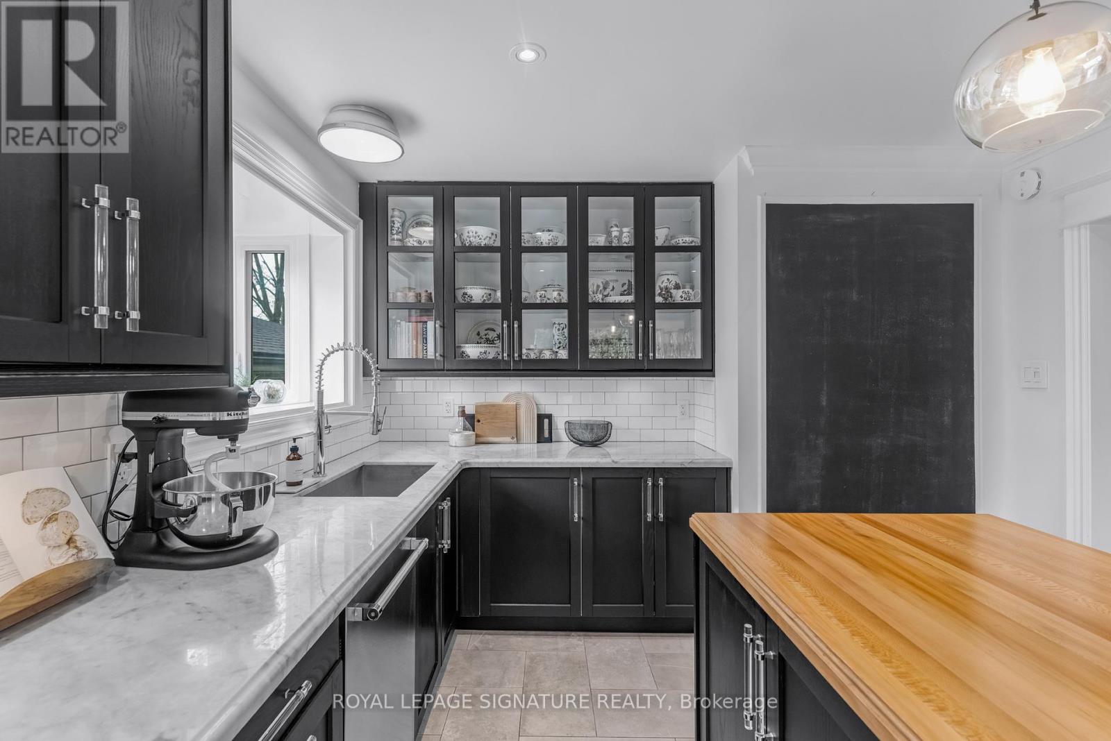 137 Underhill Drive, Toronto, Ontario  M3A 2K4 - Photo 12 - C12575662