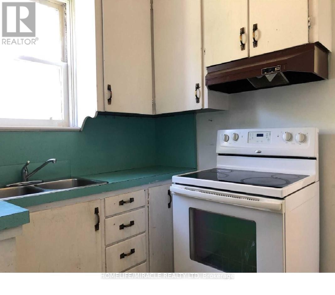 190 Poyntz Avenue, Toronto, Ontario  M2N 1J6 - Photo 6 - C12575688