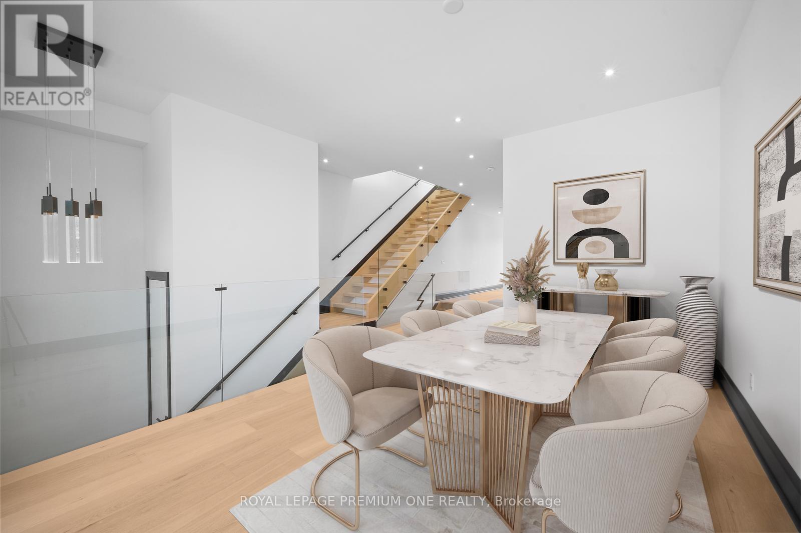 681 Glencairn Avenue, Toronto, Ontario  M6B 1Z8 - Photo 3 - C12575694