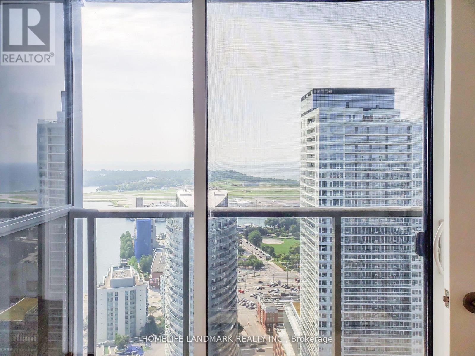 4206 - 85 Queens Wharf Road, Toronto, Ontario  M5V 0J9 - Photo 14 - C12575708