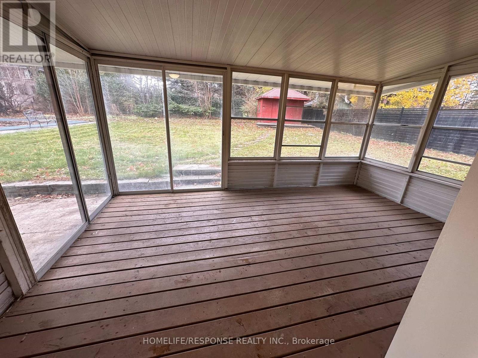 1554 Lochlin Trail, Mississauga (Mineola), Ontario  L5G 3V7 - Photo 27 - W12575232