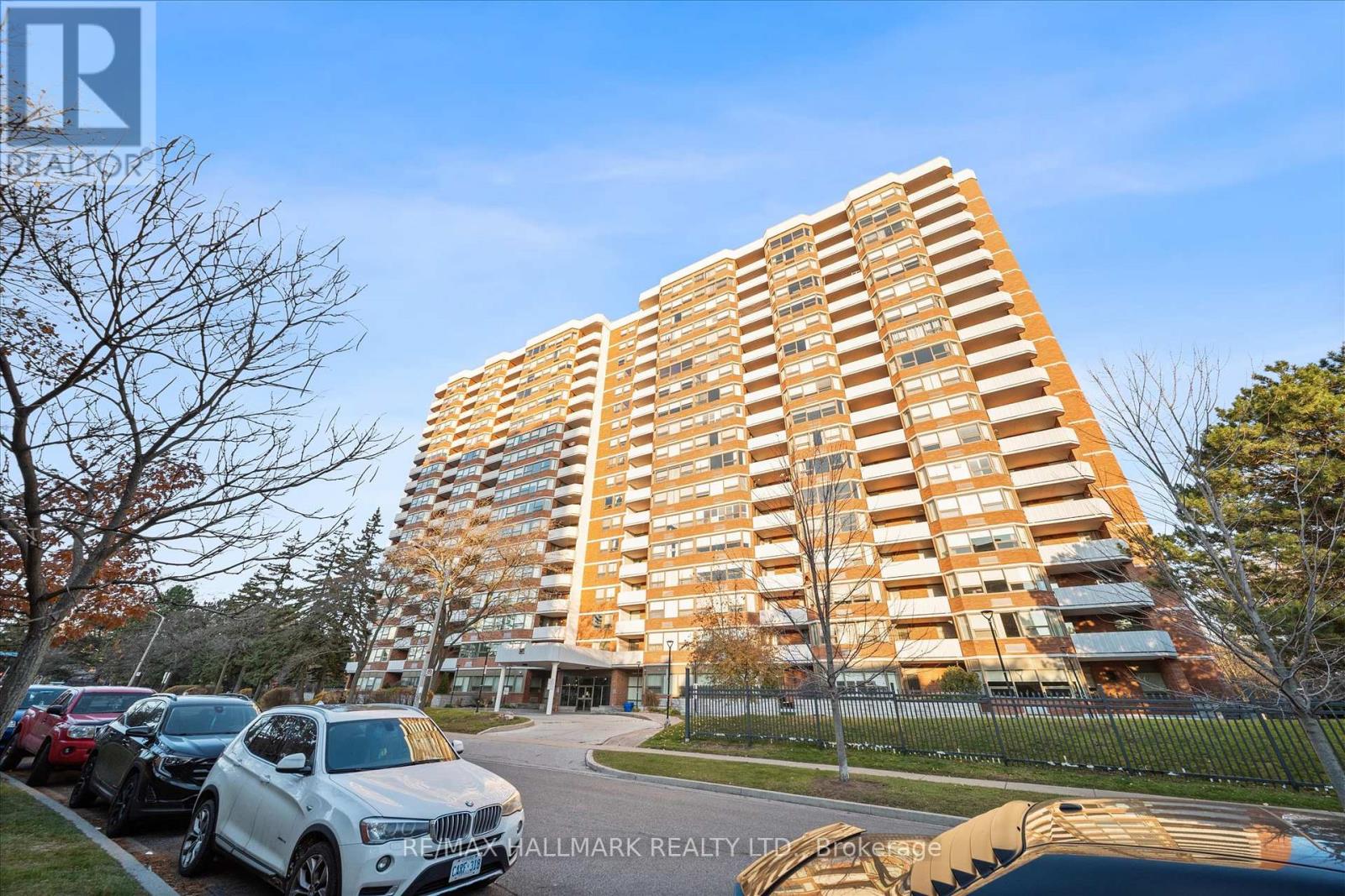 1504 - 121 Ling Road, Toronto, Ontario  M1E 4Y2 - Photo 2 - E12575716