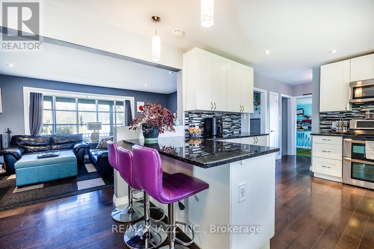 149 Abbott Boulevard, Cobourg, Ontario  K9A 4E5 - Photo 11 - X12575760