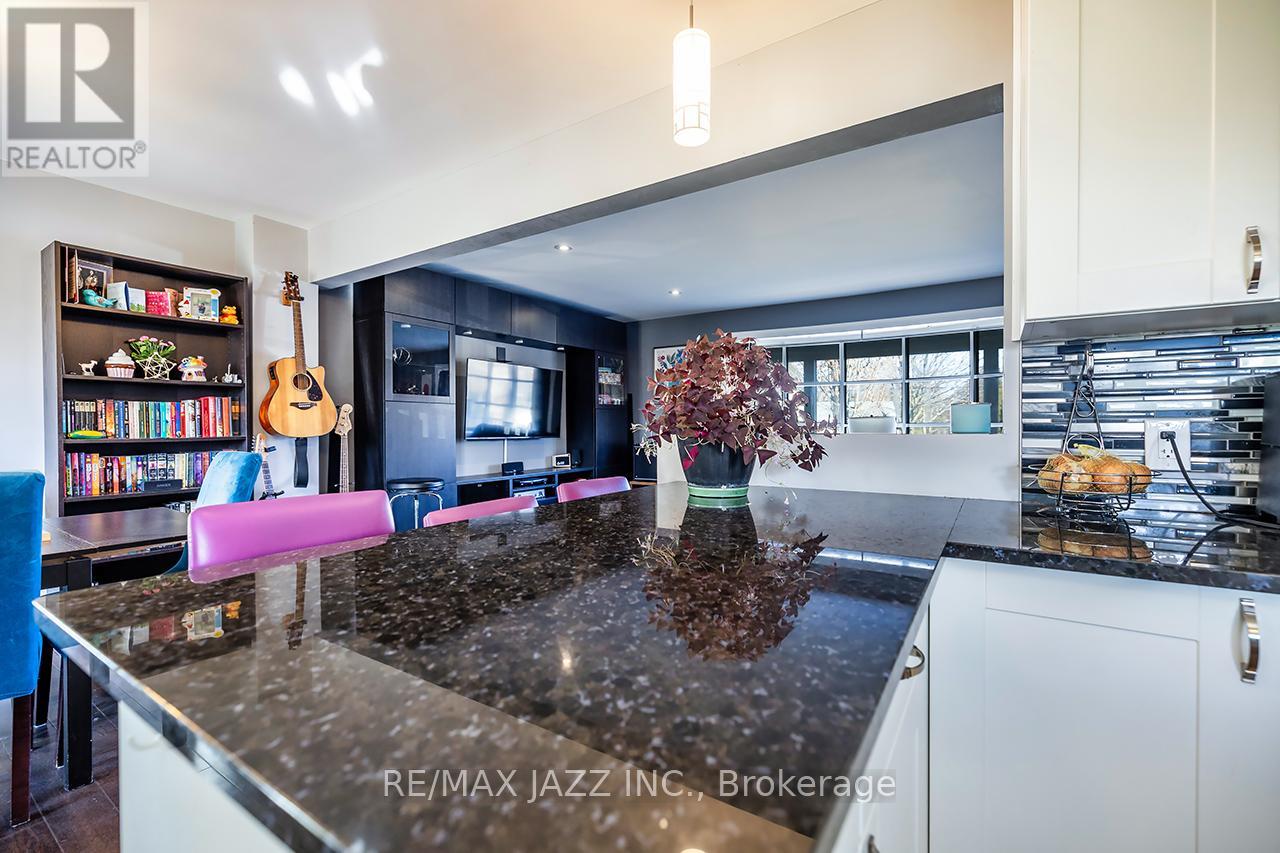 149 Abbott Boulevard, Cobourg, Ontario  K9A 4E5 - Photo 12 - X12575760