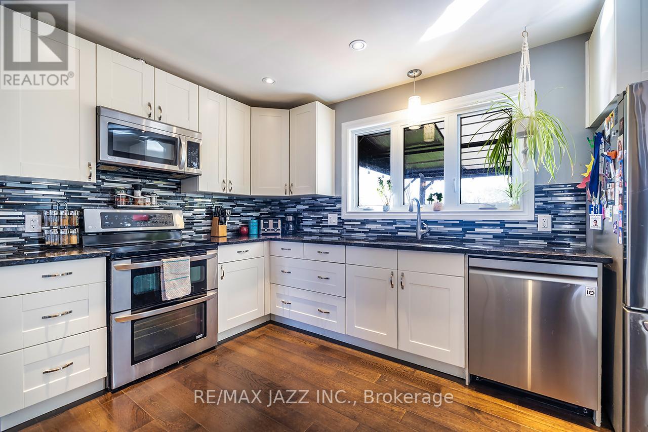 149 Abbott Boulevard, Cobourg, Ontario  K9A 4E5 - Photo 14 - X12575760