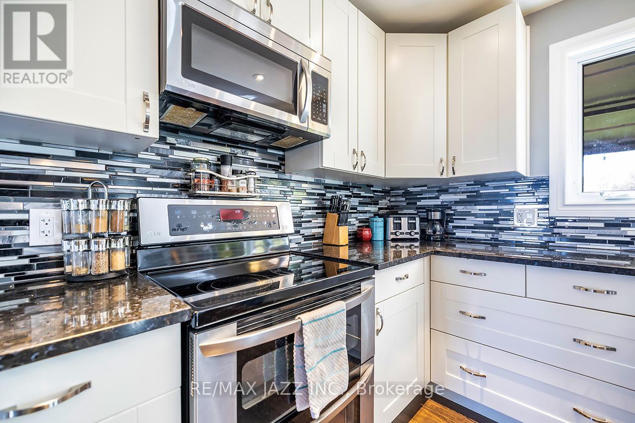 149 Abbott Boulevard, Cobourg, Ontario  K9A 4E5 - Photo 16 - X12575760