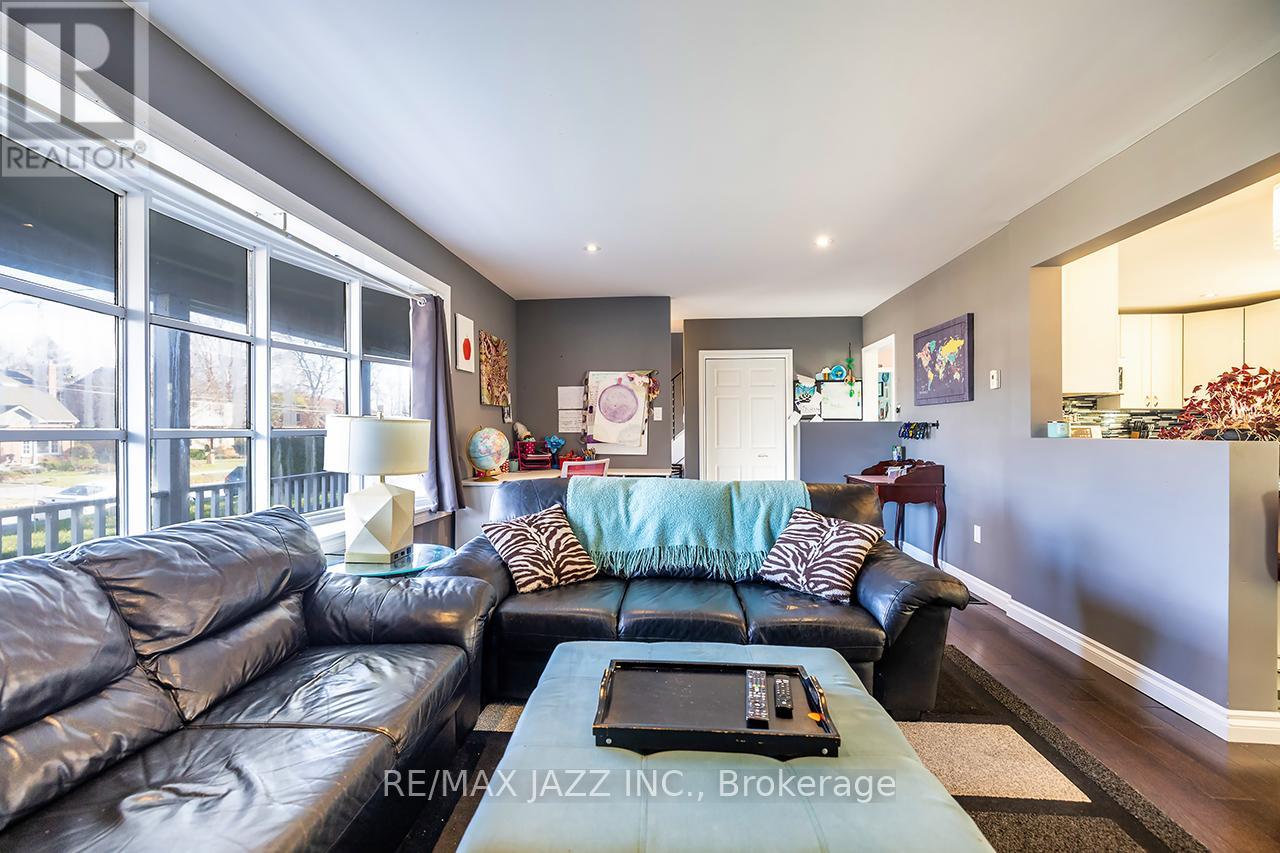 149 Abbott Boulevard, Cobourg, Ontario  K9A 4E5 - Photo 8 - X12575760