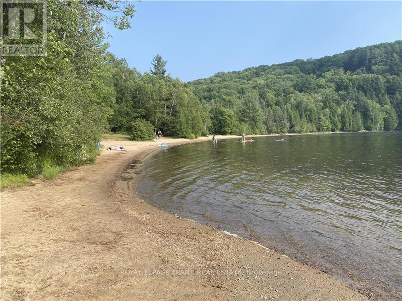 595 Old Diamond Lake Road, Hastings Highlands, Ontario  K0L 1C0 - Photo 11 - X12575778