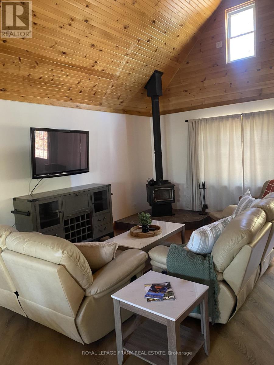 595 Old Diamond Lake Road, Hastings Highlands, Ontario  K0L 1C0 - Photo 4 - X12575778